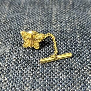 Vintage Tie Tack Gold Tone Butterfly And Cross 5/8”
